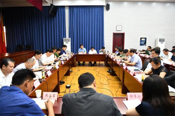 淮南謝家集區召開(kāi)2021年第10次區委理論學(xué)習中心組（擴大）學(xué)習暨“高質(zhì)量發(fā)展，我們怎么干”大討論活動(dòng)座談會(huì )