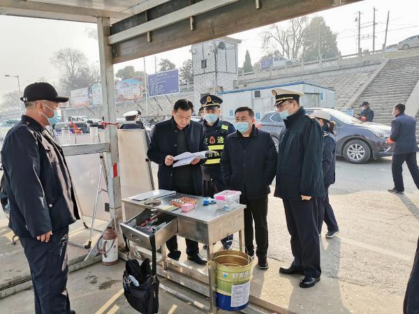 淮南市交通運輸局黨組書(shū)記、局長(cháng)李輝督查指導春運交通安全生產(chǎn)及疫情防控工作
