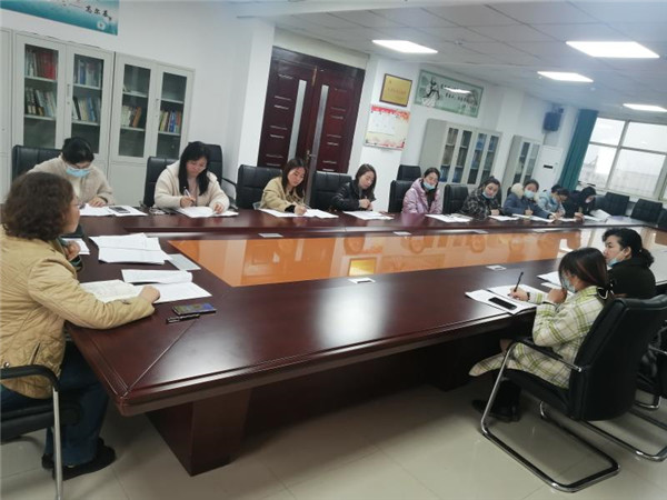 淮南市經(jīng)開(kāi)區經(jīng)貿發(fā)展局組織召開(kāi)區內新升規模以上工業(yè)企業(yè)統計業(yè)務(wù)培訓會(huì )