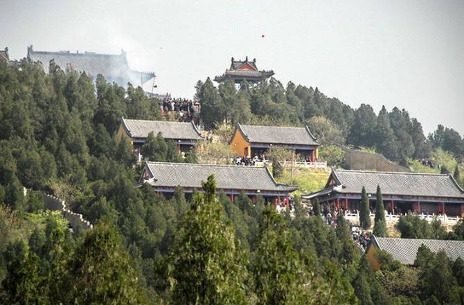 淮南壽縣四頂山廟會(huì )， 香火鼎盛祈福勝地！